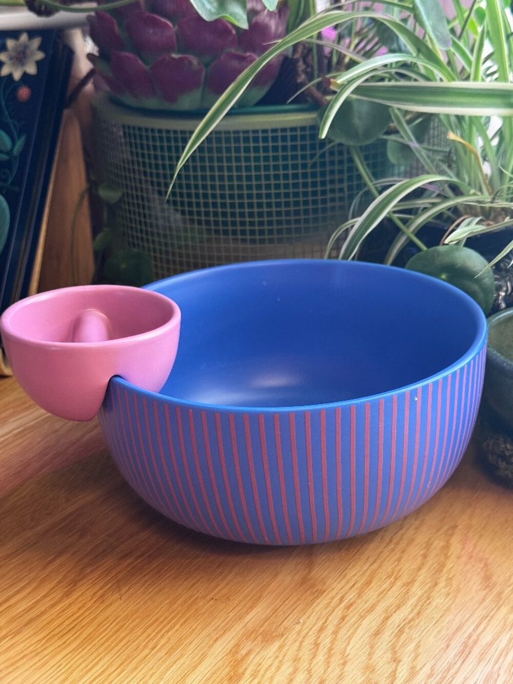Typo Double Dip Stoneware Serving Bowl, Fuchsia Dark Blue Stripe with Pink Dippy